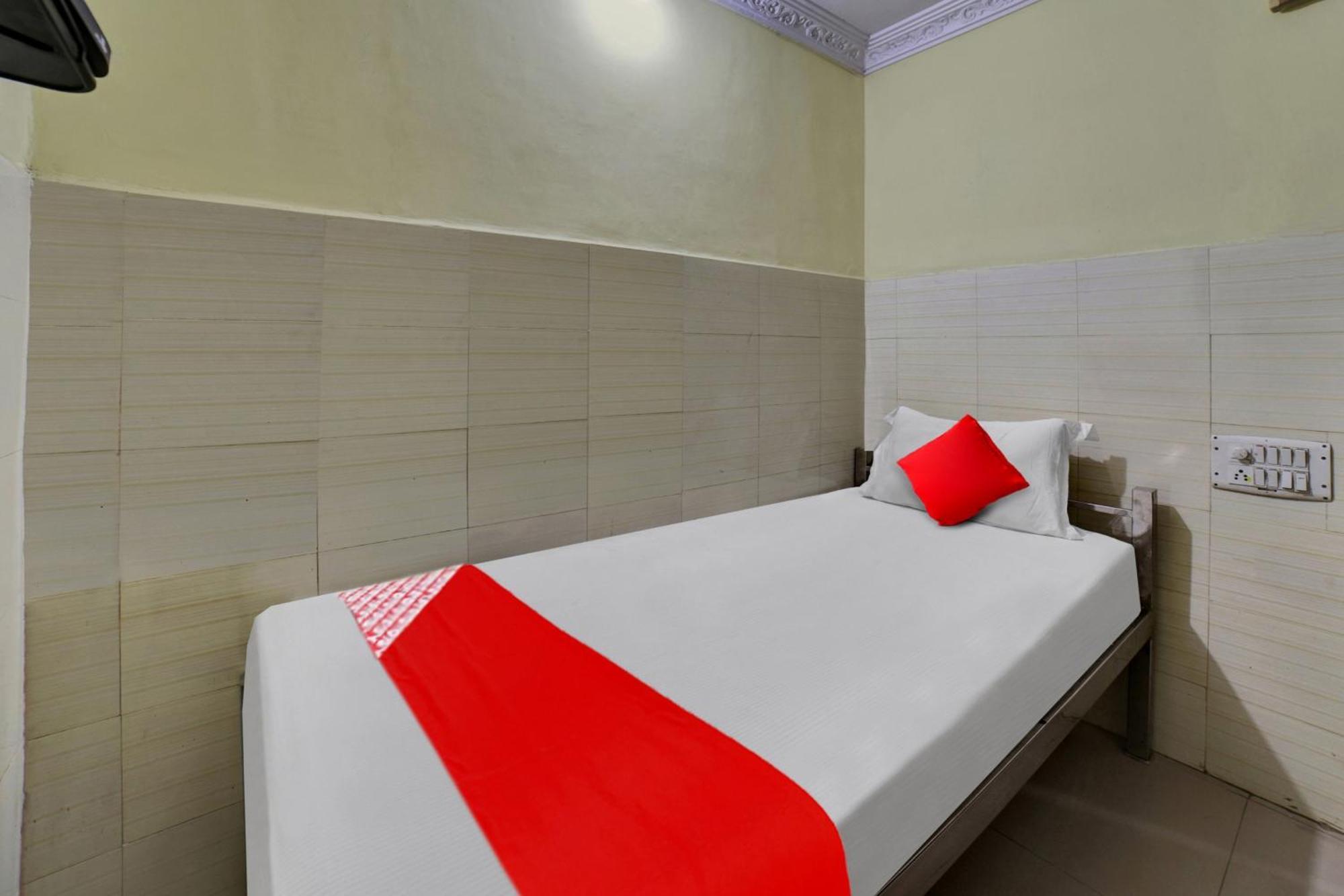 Hotel O Anu Residency Vijayawada Bagian luar foto